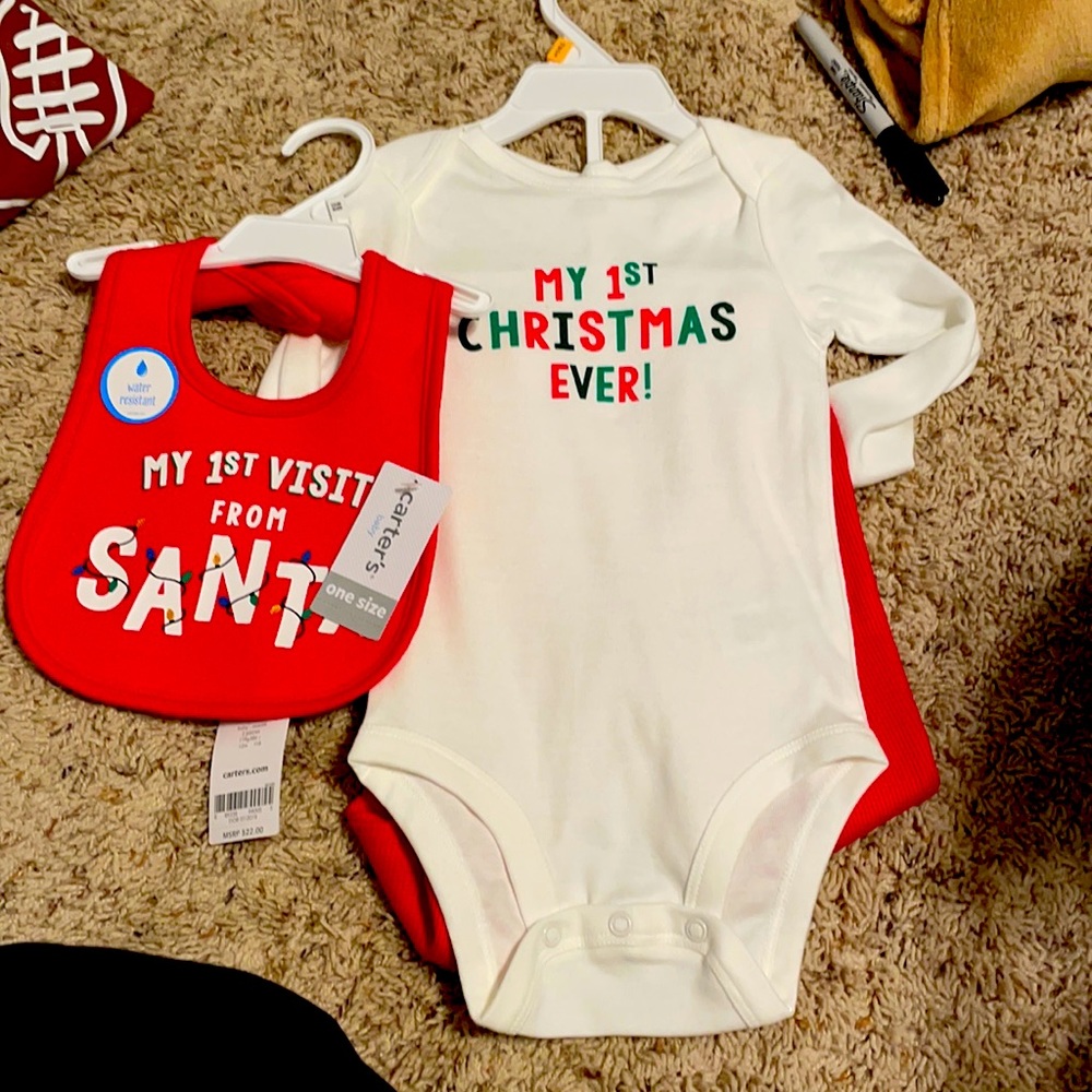 Carter’s 2 piece set with matching bib
